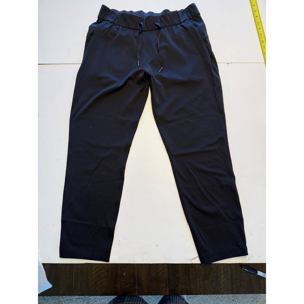 Lululemon On the Fly 7/8 Pant Luxtreme Black Drawstring Joggers Size 8 LW5ALWS
